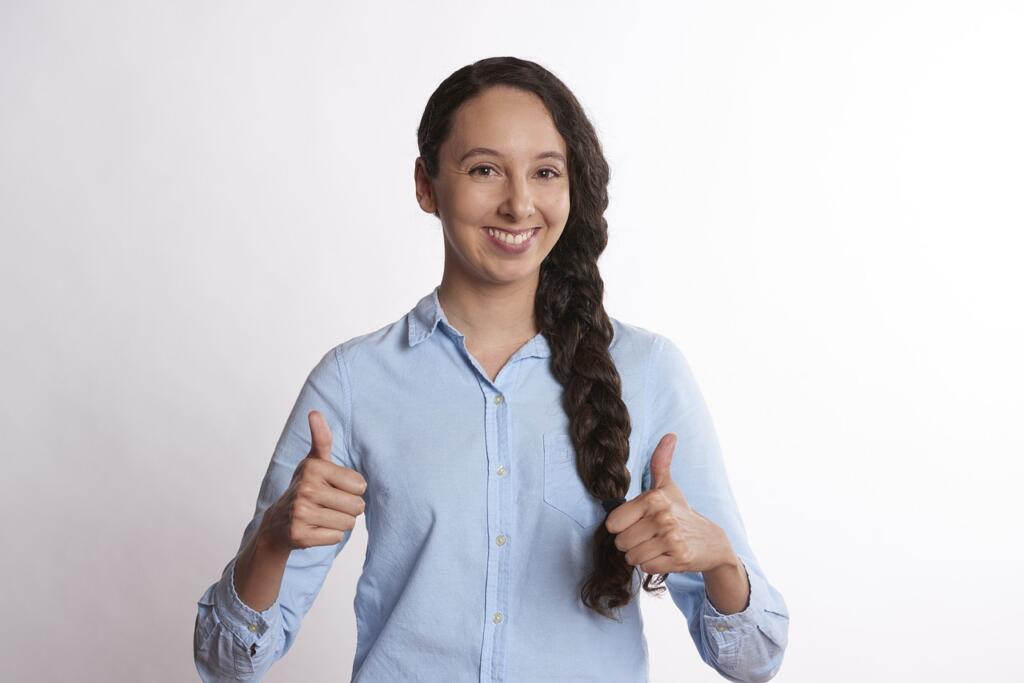 person, thumbs up, smiling-2385787.jpg